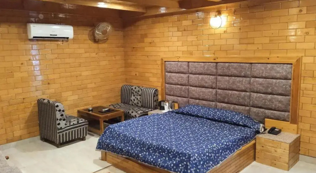 Hotel Malabar, Buchen Sie Hotel Bhuntar Himachal Pradesh