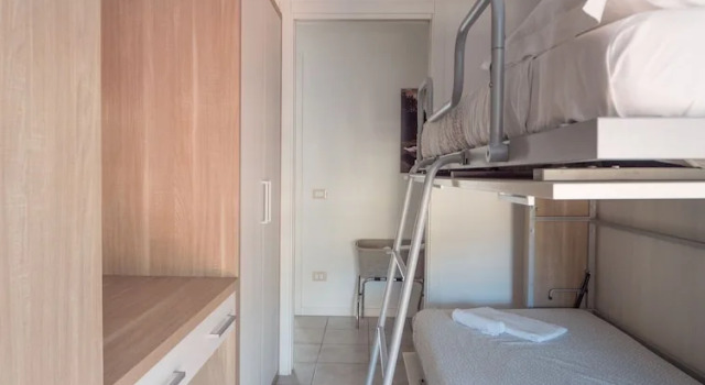 Апартаменты с 2 комнатами с балконом и с частичным видом на море Residence Valentino