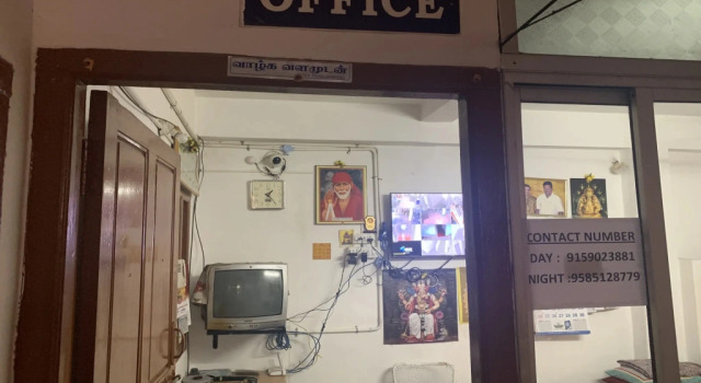 OYO 84297 Muthu Ganesh, Varaa Hotelli Karaikudi 