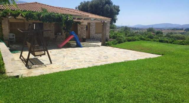 Ellie's StoneHouse Gianapa, Porto Rafti, Greece, 190 03, GR, Забронировать Отель Отели Маркопоуло - Месогаиа с парковкой, Парковка