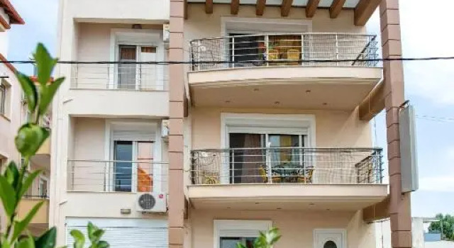 Golden Suites, Book Apartment  