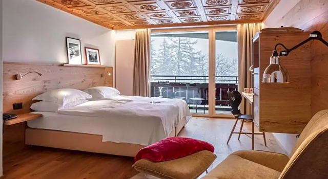 Номер Superior Swiss Alpine Hotel Allalin