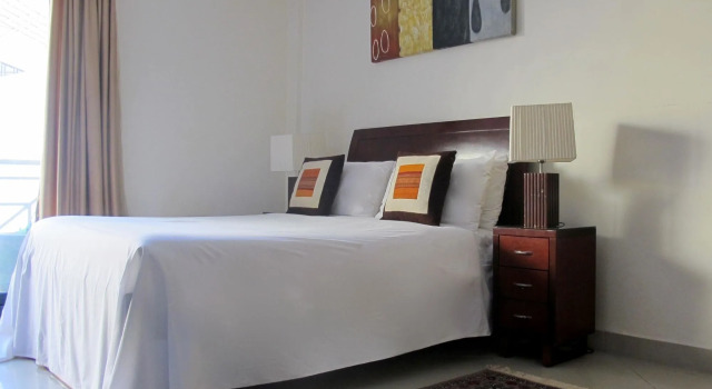 Mackinnon Suites