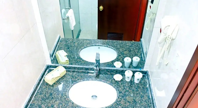 Семейный номер Standard с красивым видом из окна GreenTree Inn ShangHai ZhouPu Town XiuPu Road Business Hotel