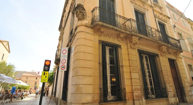 HomeHolidaysRentals Historic House - Costa Barcelona, Забронировать Апартаменты/квартира Апартаменты Калелья, рядом с Музей туризма, Апартаменты/квартира