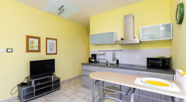 Апартаменты с балконом Apartments Rada i Stanislav