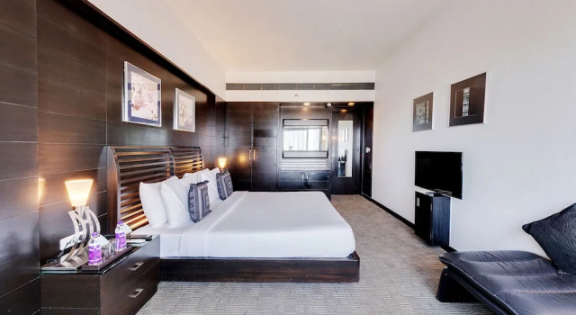 Двухместный люкс E-Square The Fern Pune, Series by Marriott