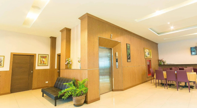 SinKiat Buri Hotel, Забронировать Отель Отели провинции Сатун с парковкой, Парковка