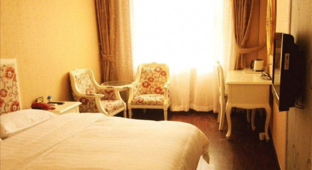 Jiali Hotel - Tianfu Branch, Varaa Hotelli Hotellit Sichuan pysäköinnillä, Pysäköinti
