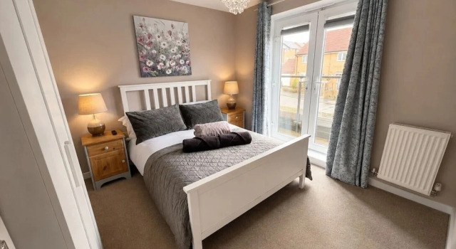 House Sleeps 12 With Wifi, Book Feriehus Bristol Merseyside