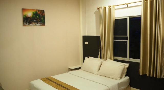 Canal Resort