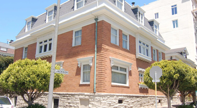 Кровать в общем номере Jackson Court