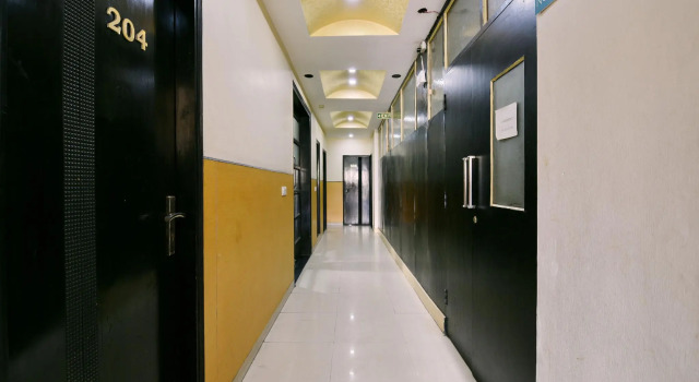 OYO 543 La Ola Boutique Hotel, Забронировать Бутик-отель Отели Нью-Дели с завтраком, Завтраки