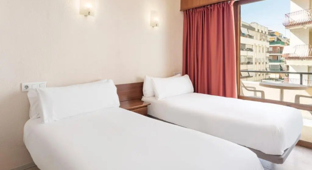 Двухместный номер Standard с балконом Hotel Andalucía