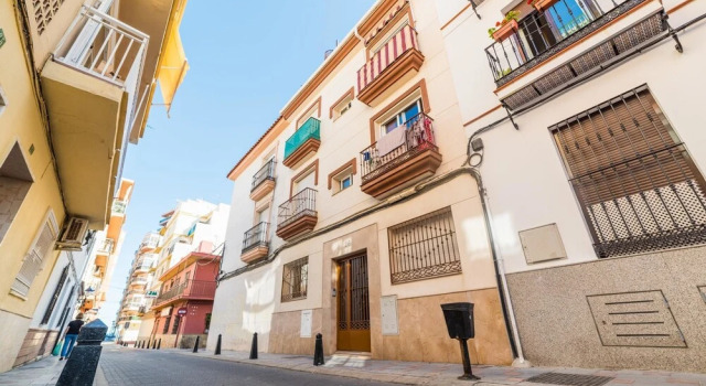 Apartment With 2 Bedrooms in Fuengirola - 100 m From the Beach, Забронировать Апартаменты/квартира Апартаменты Фуэнхирола, рядом с La Plaza de los Chinorros, Апартаменты/квартира