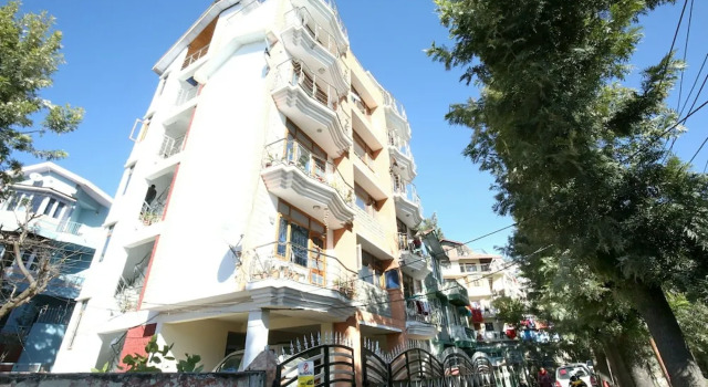 OYO 10406 Home Luxury 3BHK New Shimla