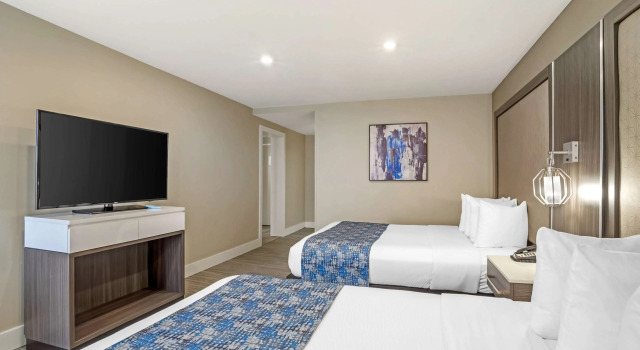 Четырёхместный люкс Best Western Plus Greenville I-385 Inn & Suites