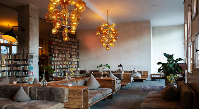 Одноместный номер Standard Michelberger Hotel