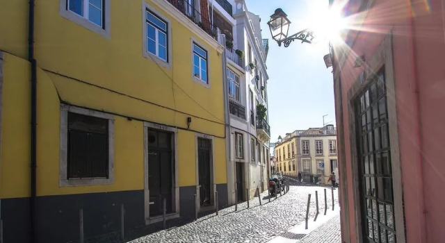 Castelo River View by Homing, Забронировать Отель Отели Лиссабона 3 звезды, рядом с Рештаурадориш, 3*