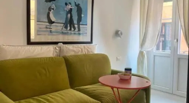 Апартаменты Cozy new studio in the center of Sanremo with balcony