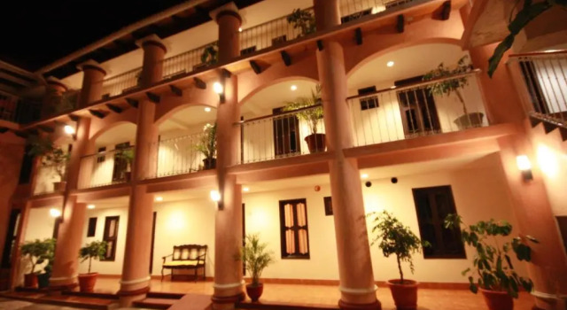 Hotel Jardines del Centro