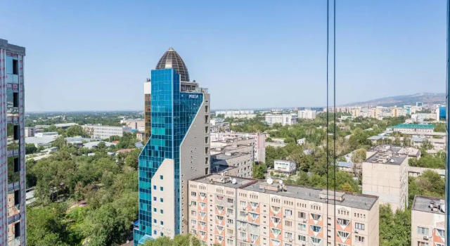 Апартаменты LIFE HOUSE Almaty 1 комнатная квартира в ЖК Асем Плаза