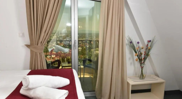 Economică dublă cameră cu balcon și cu vedere la oraș View Inn Boutique Hotel