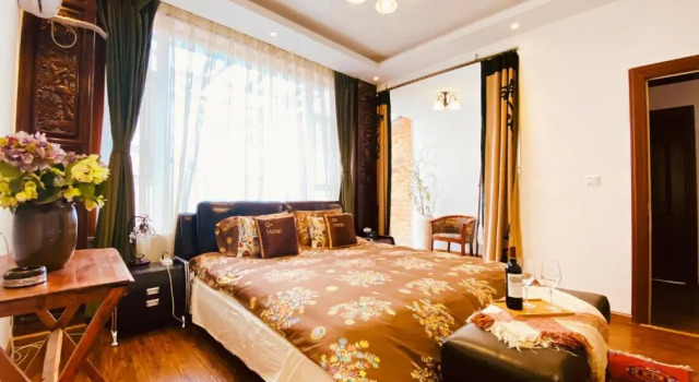 Номер Deluxe Shangri-la Linglong Inn