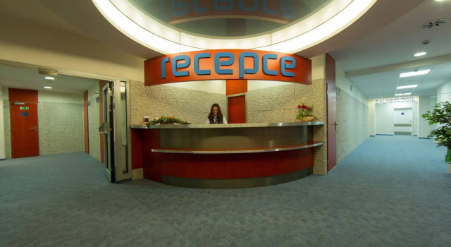 Hotel Thermal, Забронировать Отель Отели Карловых Варов с парковкой, рядом с Музей Яна Бехера, Парковка