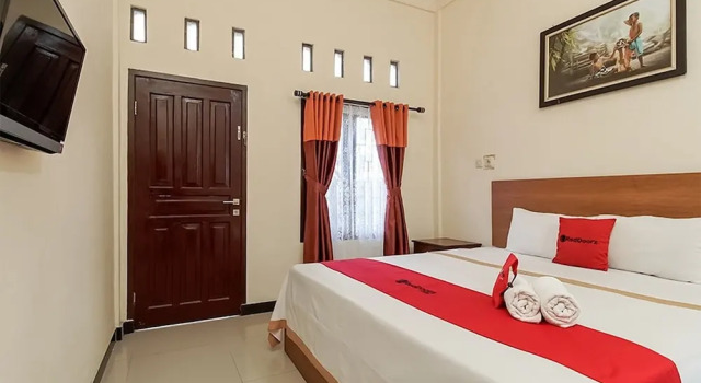 RedDoorz @ Jalan Hos Cokroaminoto Mataram