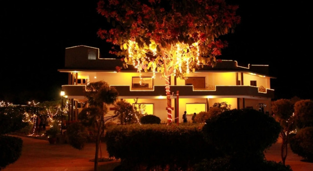 Mulberry Araliayas Resort & Spa