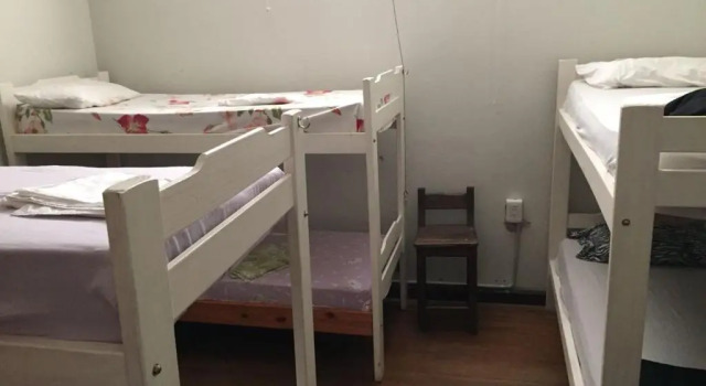Кровать в общем номере Hostel del Centro