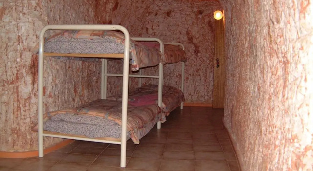 Семейный номер Standard Radeka Downunder Underground Motel