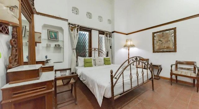 Люкс Urbanview De Ethnic Hotel Bandung