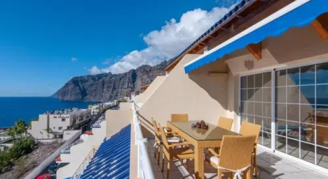 PENTHOUSE DUPLEX AVENIDA 1A011, Book Hotel Hotels in Tenerife with Parking, Parking
