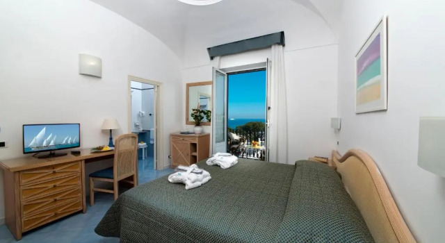 Двухместный номер Standard с частичным видом на море Hotel Floridiana Terme