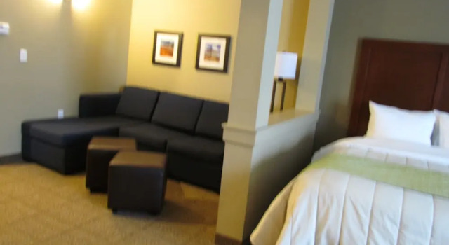 Четырёхместный люкс Heartland Inn and Suites