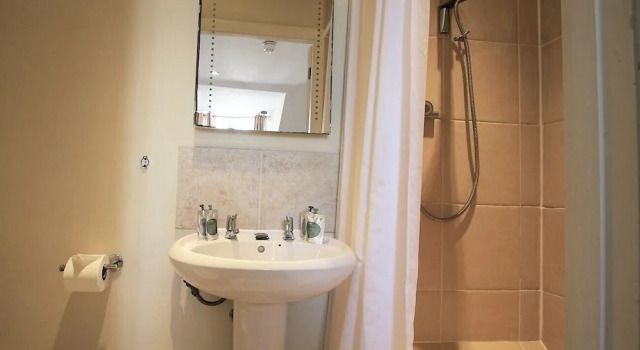 Номер Standard The Saracens Head Hotel