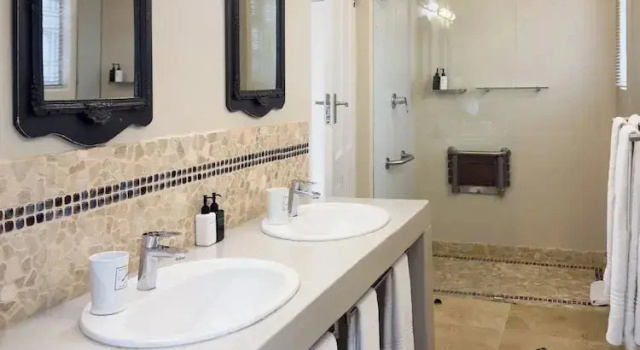 Номер Luxury с красивым видом из окна Baruch Guest House Rhodes