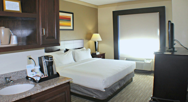 Двухместный номер Standard Holiday Inn Express & Suites Plainview by IHG