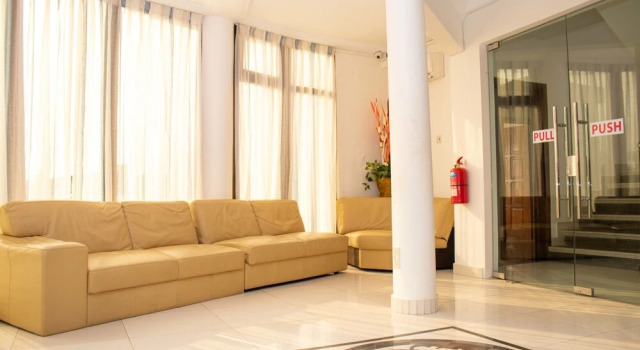 Odjidja Royal Palace Hotel, Book Hotel Hoteller i Greater Accra med parkering, Parkering