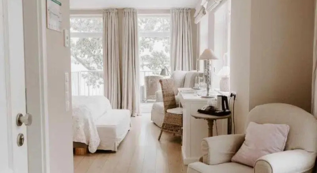 Полулюкс с балконом Heikendorf Ostseebad Strandhotel mit Sauna by Belvilla