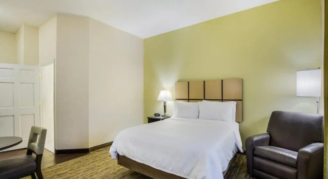 Двухместный номер Standard Candlewood Suites Virginia Beach Town Center by IHG