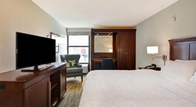 Номер Standard Hampton Inn Detroit Madison Heights South Troy