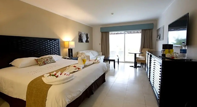 Четырёхместный номер Standard с видом на сад Playa Blanca Beach Resort - All Inclusive