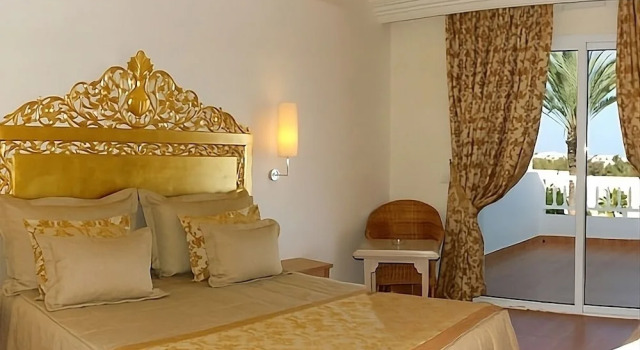 Habitación doble Estándar con balcón Isis Thalasso And Spa