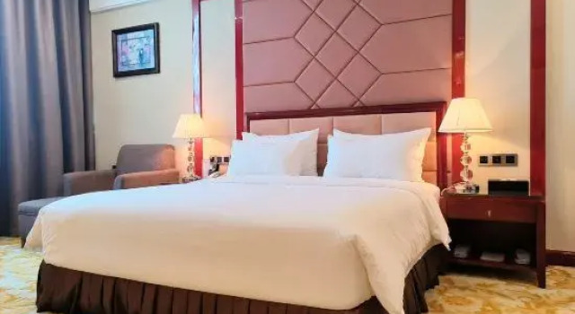 Люкс Executive Huaxia Conifer Hotel