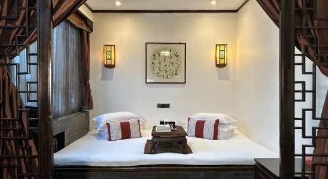 Люкс с 2 комнатами с видом на внутренний двор Pingyao Yunjincheng Hotel
