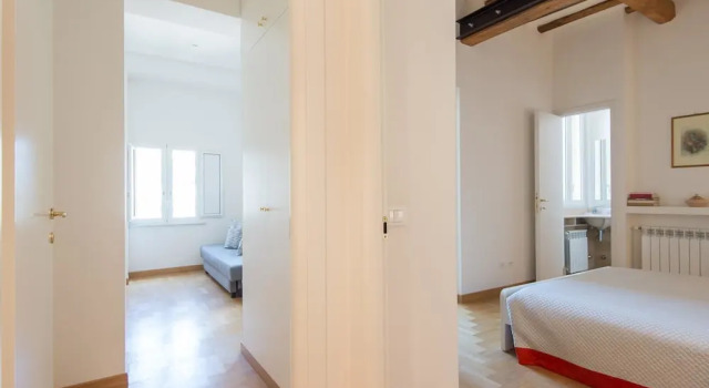 RSH Trevi Fountain Luxury Apartment