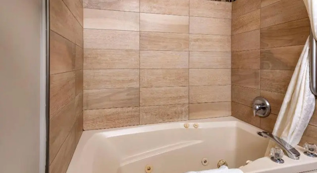 Четырёхместный семейный номер Standard Best Western Newberg Inn
